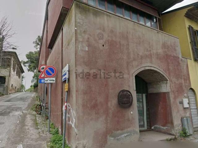 Appartamento in vendita di 251 m² in Via Covignano, 216