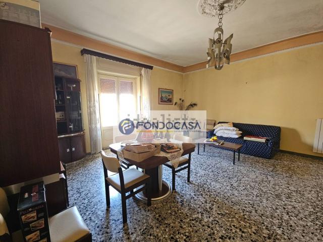 Appartamento in vendita di 251 m² in Via Vittorio Emanuele, 64