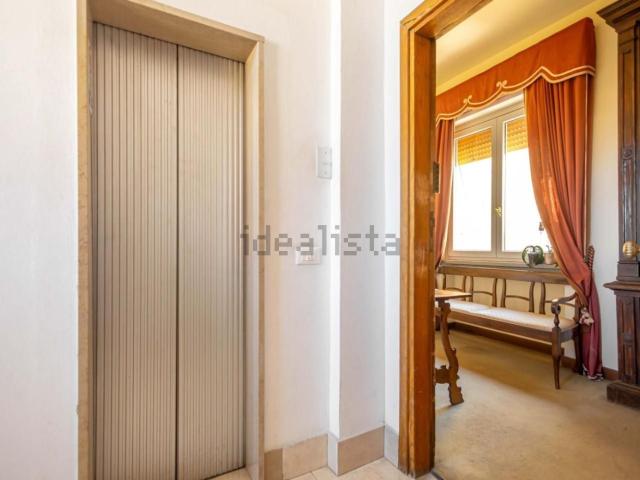 Appartamento in vendita di 252 m² in Via Benedetto Croce, 56125