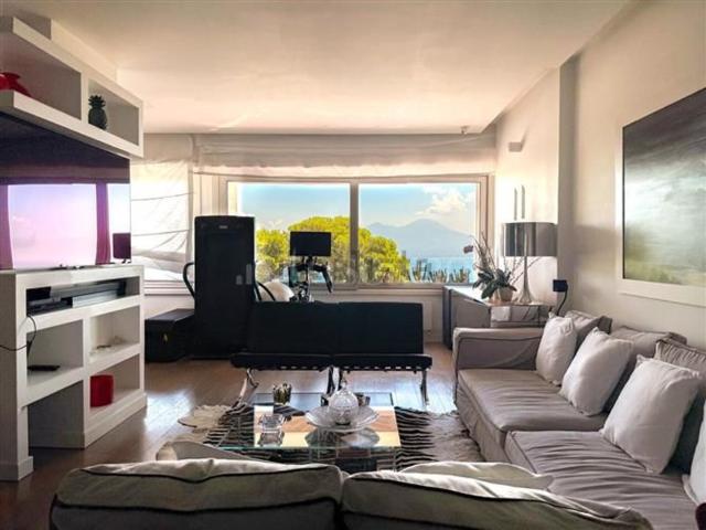 Appartamento in vendita di 252 m² in Via Orazio