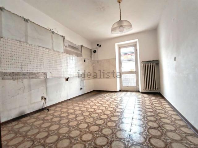 Appartamento in vendita di 252 m² in Via Monte Grappa