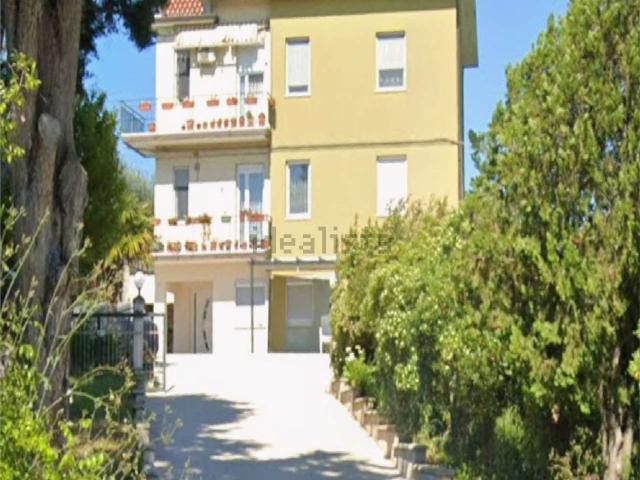 Appartamento in vendita di 252 m² in Via Saline, 5