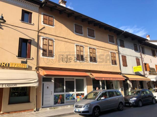 Appartamento in vendita di 252 m² in Borgo Cividale, 26
