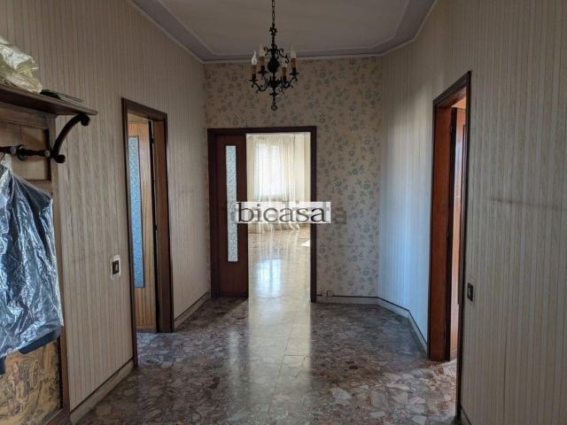 Appartamento in vendita di 253 m² in Via Cavallotti