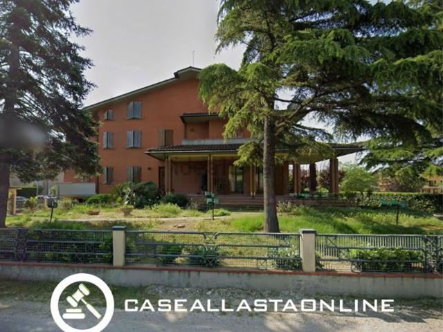 Appartamento in vendita di 253 m² in Via Ferruccio Parri