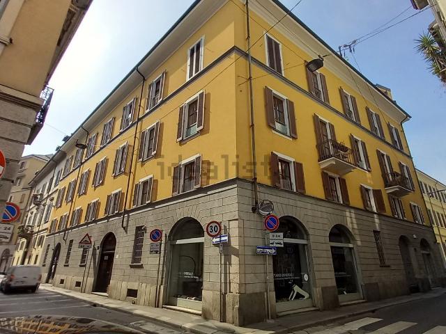 Appartamento in vendita di 253 m² in Via Morigi, 3