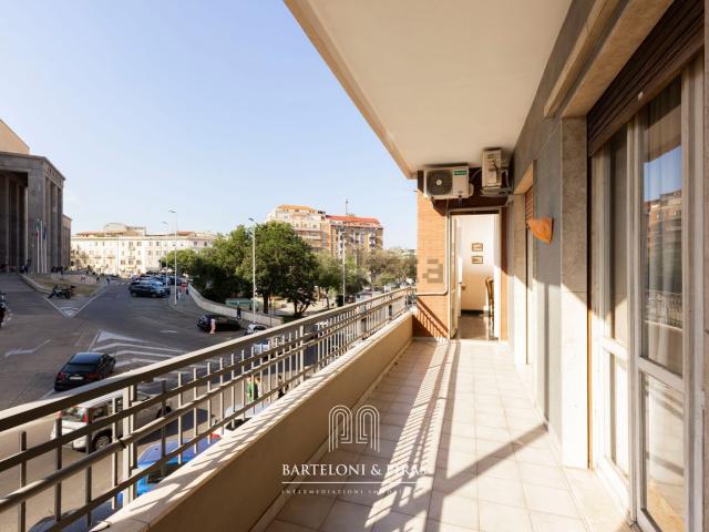 Appartamento in vendita di 254 m² in Via Giovanni Battista Tuveri, 12