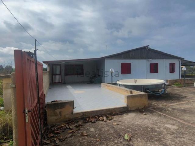 Appartamento in vendita di 254 m² in Via Valeria
