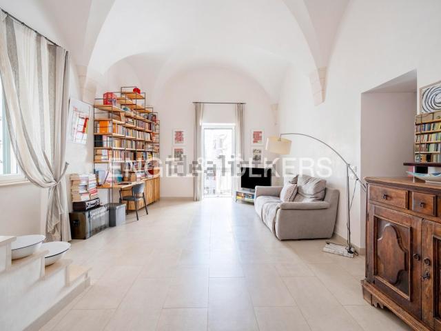 Appartamento in vendita di 255 m² in Via Conte Ugolino