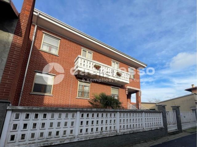 Appartamento in vendita di 255 m² in Via Conti della Rocchetta
