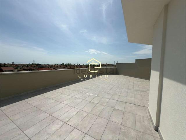 Appartamento in vendita di 255 m² in Via G. Matteotti