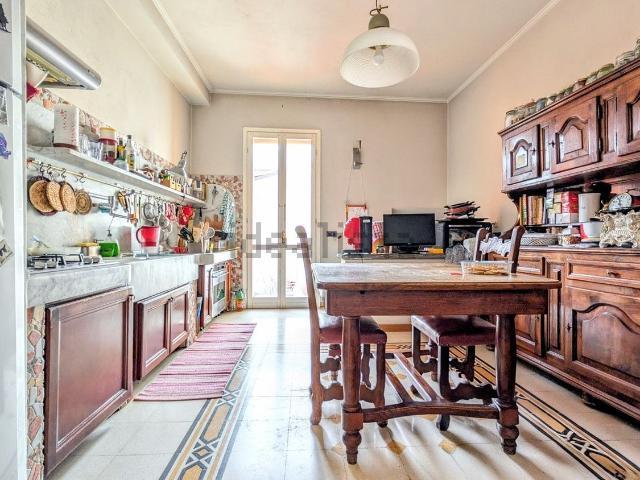 Appartamento in vendita di 255 m² in Via Giuseppe Mazzini, 19