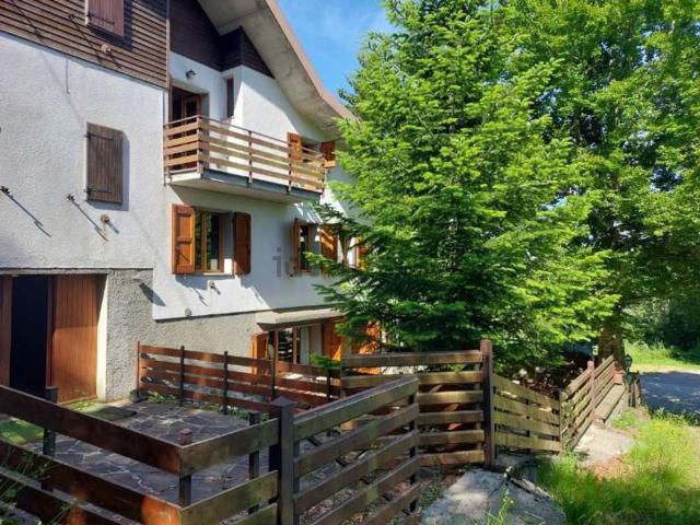 Appartamento in vendita di 255 m² in Via Uccelliera