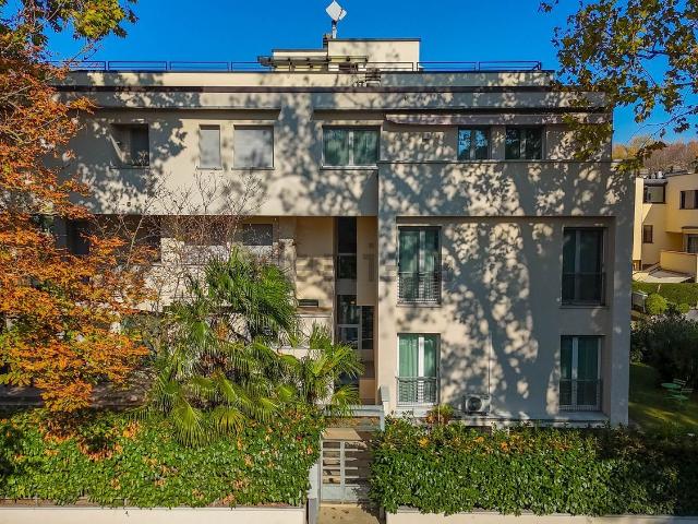 Appartamento in vendita di 255 m² in Viale Darfo Dallai, 6