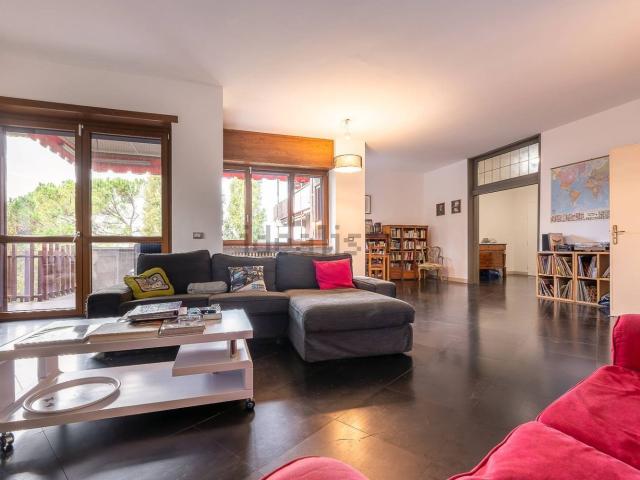 Appartamento in vendita di 255 m² in Corso Luigi Kossuth
