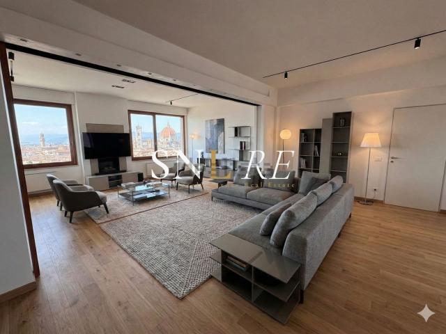 Appartamento in vendita di 255 m² in Piazza della Libertà