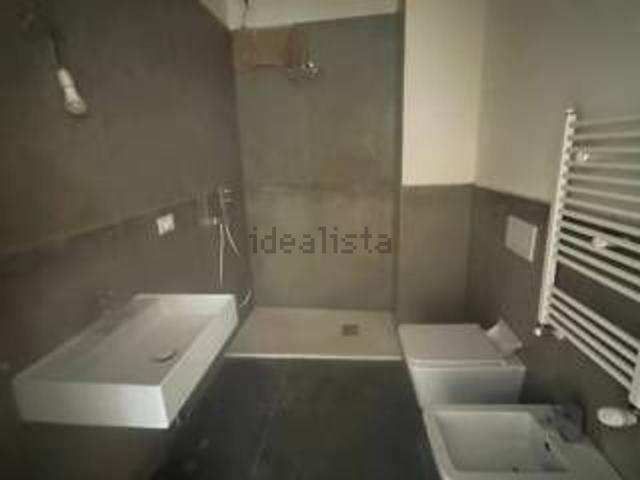 Appartamento in vendita di 256 m² in Via Emilia Santo Stefano