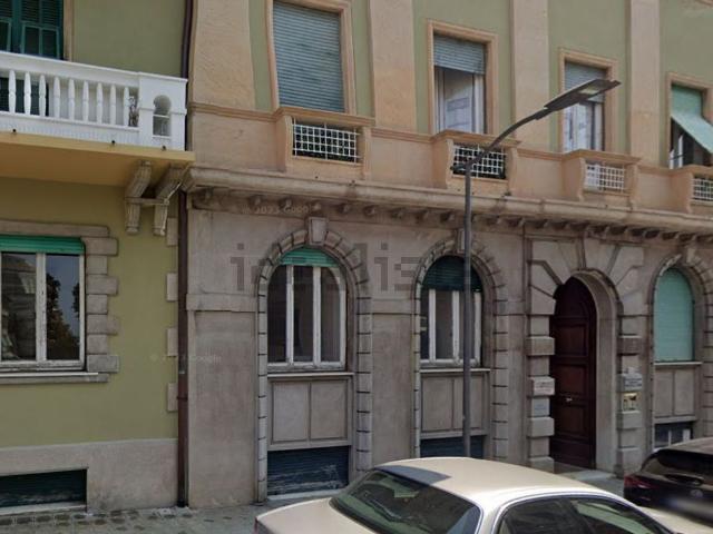 Appartamento in vendita di 256 m² in Corso Genova, 24