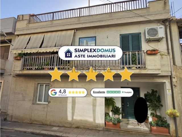Appartamento in vendita di 257 m² in Via Trieste