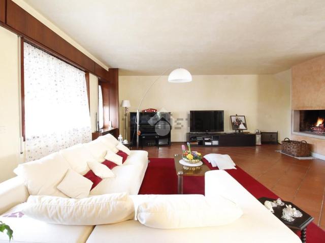 Appartamento in vendita di 258 m² in Via Venezia, 31