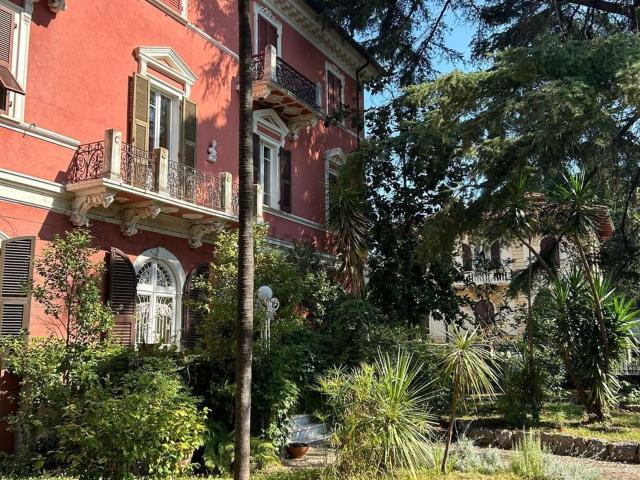 Appartamento in vendita di 260 m²