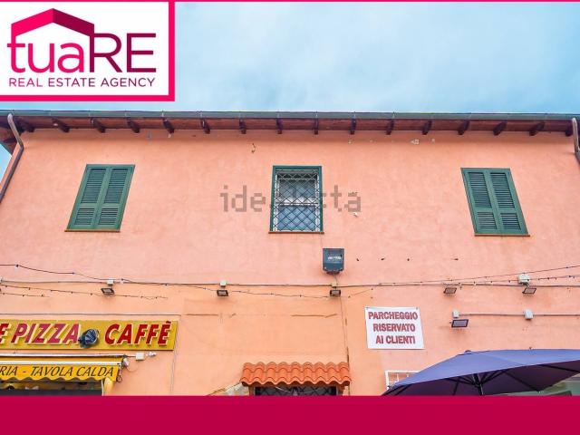 Appartamento in vendita di 260 m² in Via Cornelia