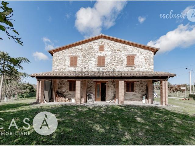 Appartamento in vendita di 260 m² in Via Ca&apos  Bardaia, 18