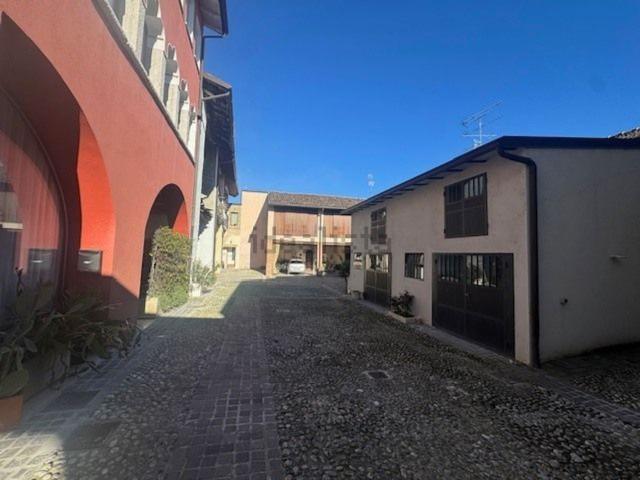 Appartamento in vendita di 260 m² in Via Caionvico, 4