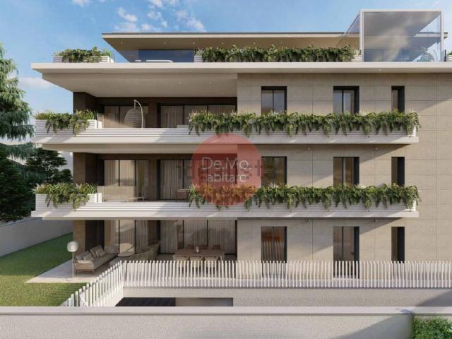 Appartamento in vendita di 260 m² in Via Cristoforo Colombo, 10