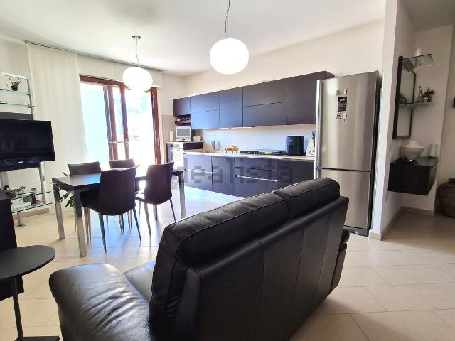 Appartamento in vendita di 260 m² in Via Giuseppe Verdi