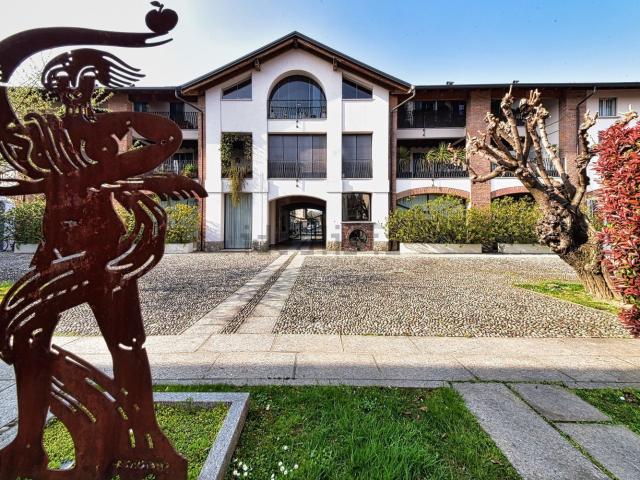 Appartamento in vendita di 260 m² in Via Felice Cavallotti, 45