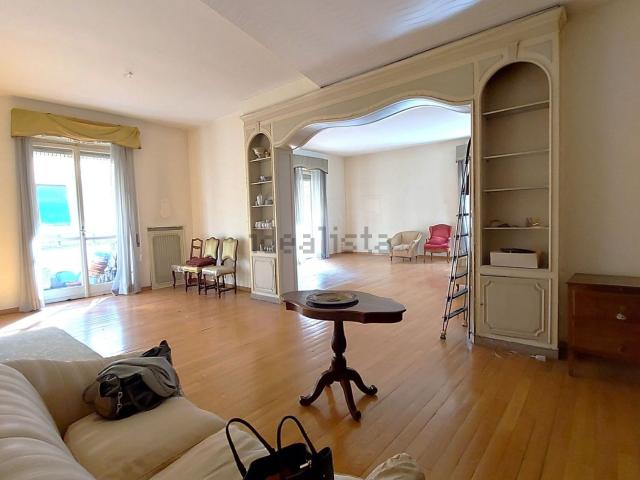Appartamento in vendita di 260 m² in Via Francesco Denza