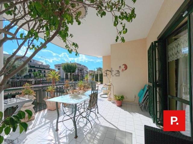 Appartamento in vendita di 260 m² in Via Maria Gaetana Agnesi, 15