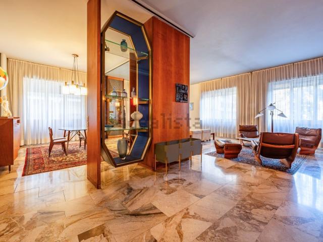 Appartamento in vendita di 260 m² in Via Pietro Mascagni, 22