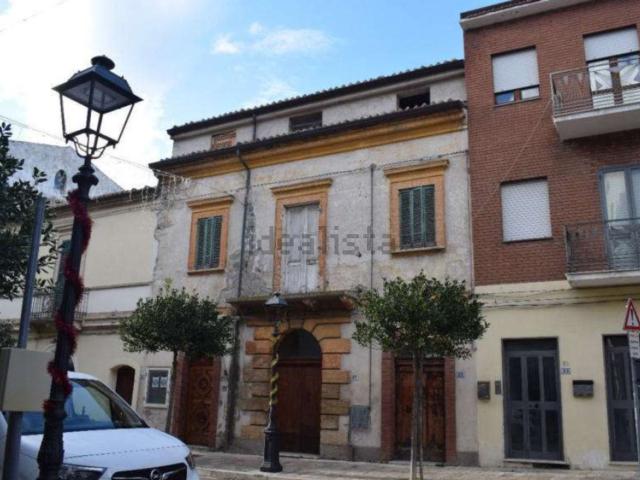 Appartamento in vendita di 260 m² in Corso Vittorio Emanuele
