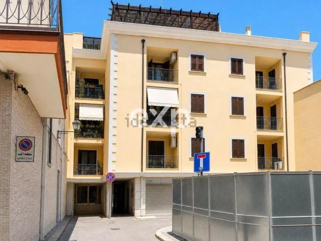 Appartamento in vendita di 260 m² in Corso Cavour, 45