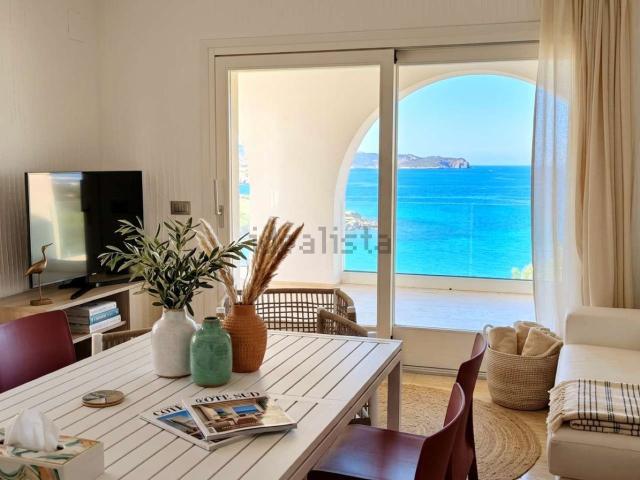 Appartamento in vendita di 260 m² in Località Cala del Faro