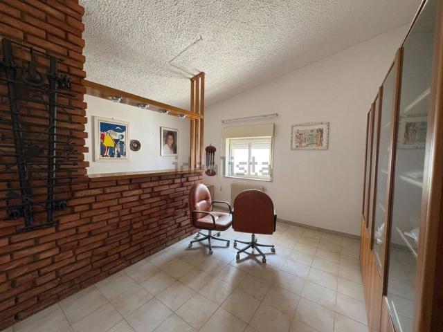 Appartamento in vendita di 260 m² in Lungomare Marchesana