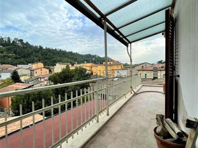 Appartamento in vendita di 260 m² in Piazza San Tommaso
