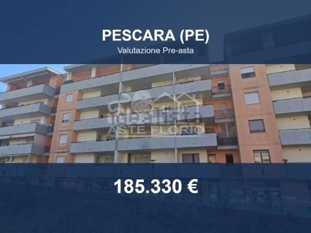 Appartamento in vendita di 261 m² in Via di Sotto, 3