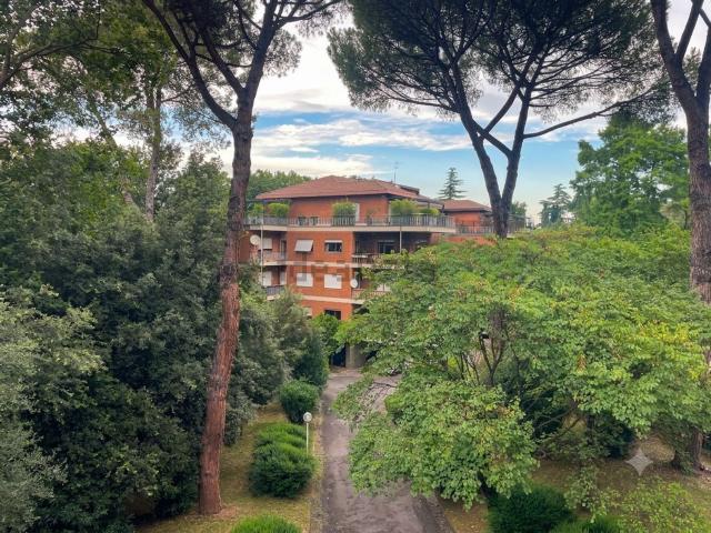 Appartamento in vendita di 261 m² in Via Salsomaggiore, 32