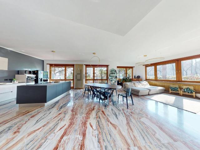 Appartamento in vendita di 262 m²