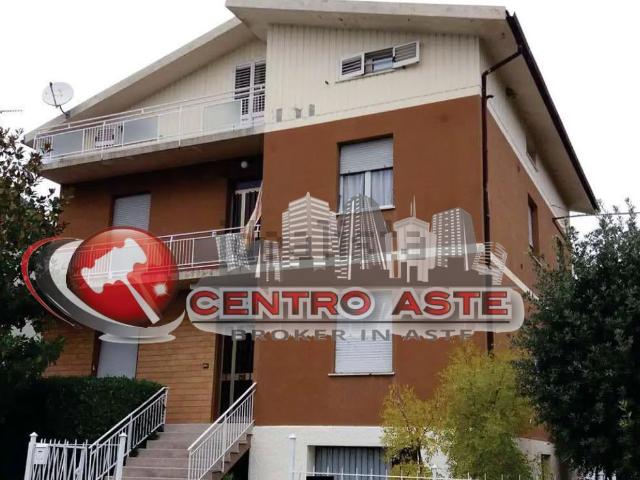 Appartamento in vendita di 262 m² in Strada Giovanni Maria Lancisi