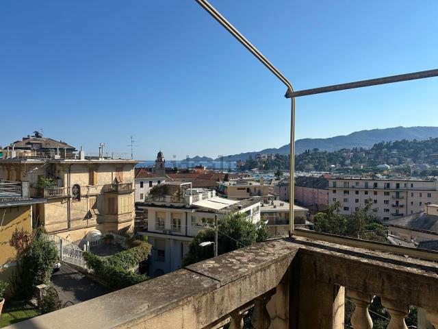 Appartamento in vendita di 263 m² in Via Don Giovanni Minzoni