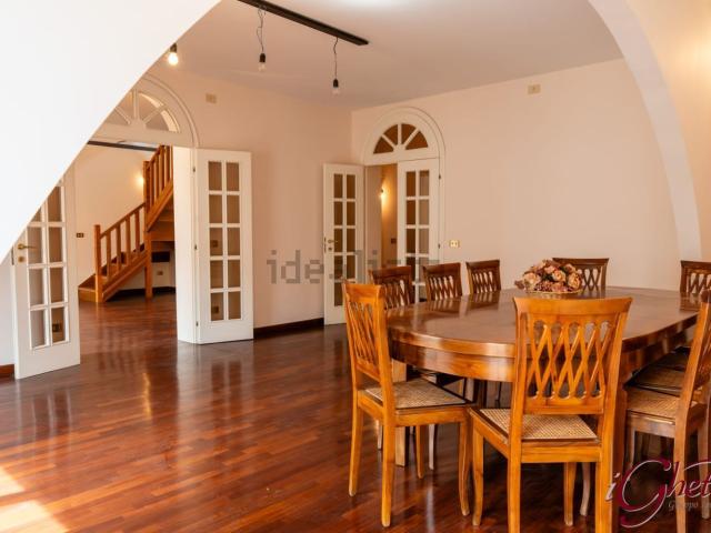 Appartamento in vendita di 263 m² in Corso Giuseppe Mazzini, 5