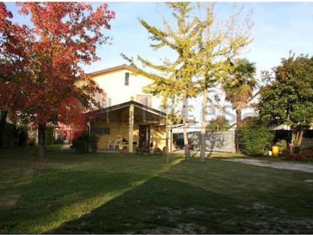 Appartamento in vendita di 265 m² in Via Convento