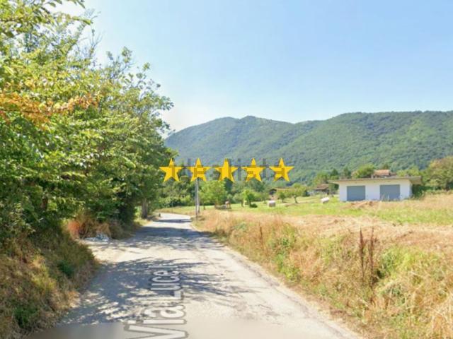 Appartamento in vendita di 265 m² in Via Luce I