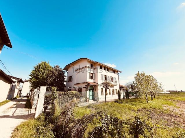 Appartamento in vendita di 265 m² in Via San Zeno, 189