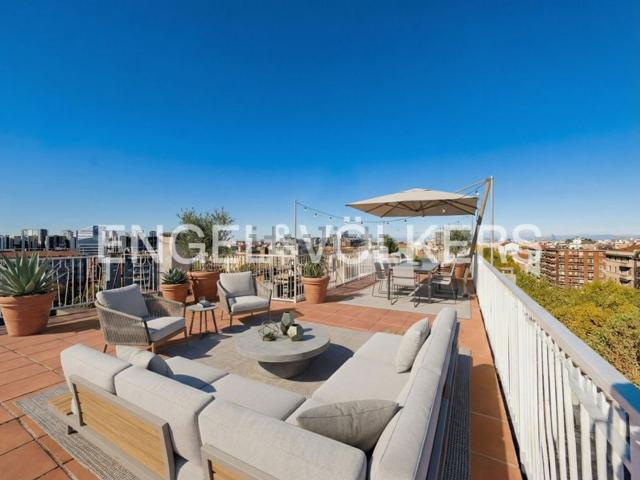 Appartamento in vendita di 265 m² in Viale Certosa, 21