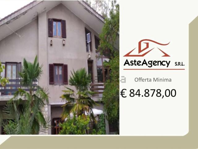 Appartamento in vendita di 266 m² in Via Costa della Gaveta, 327